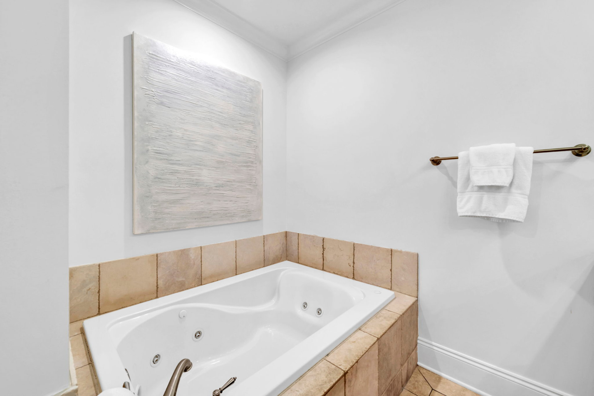 Primary bath spa tub at Palmera at Adagio 30A
